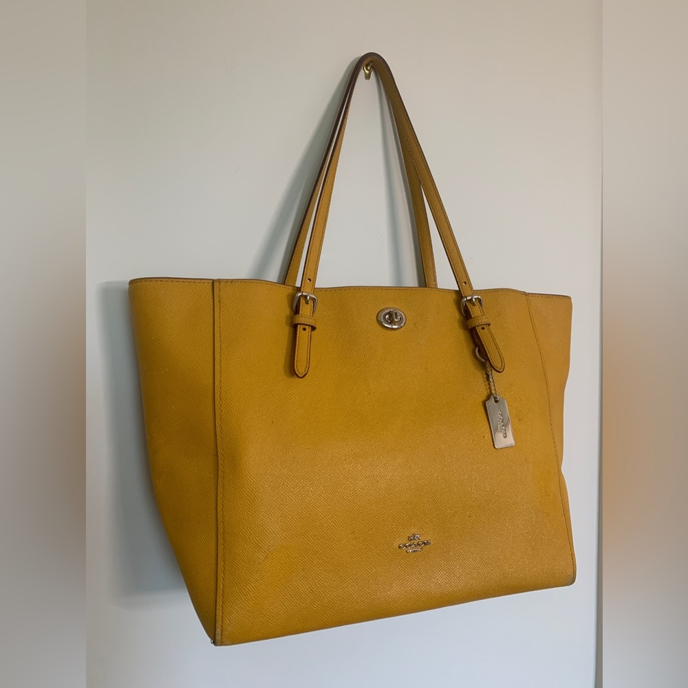 Coach Turnlock Tote